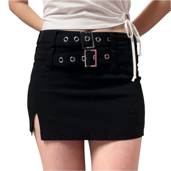 Social Collision Dresses & Skirts - Social Collision | Stretchy Mini Skirt with Slit and Built In Double Belt